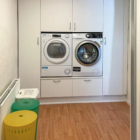 4 Bedroom Amazing In Farso